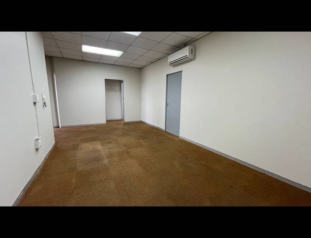 84M² OFFICE TO LET IN EMPANGENI CENTRAL